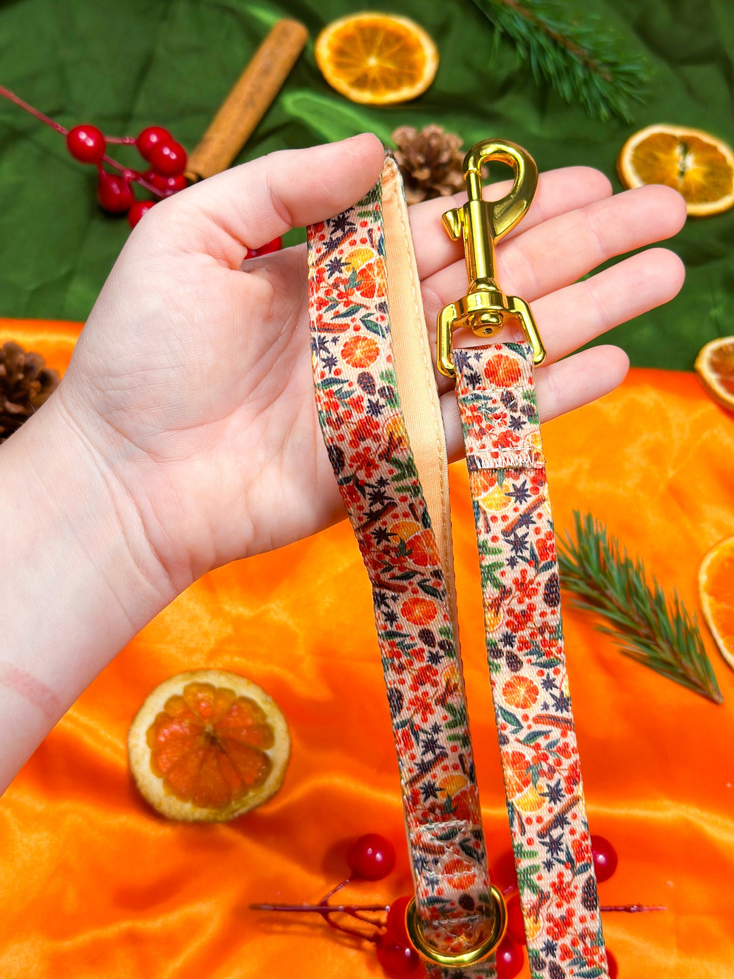 Winter Scents Lead