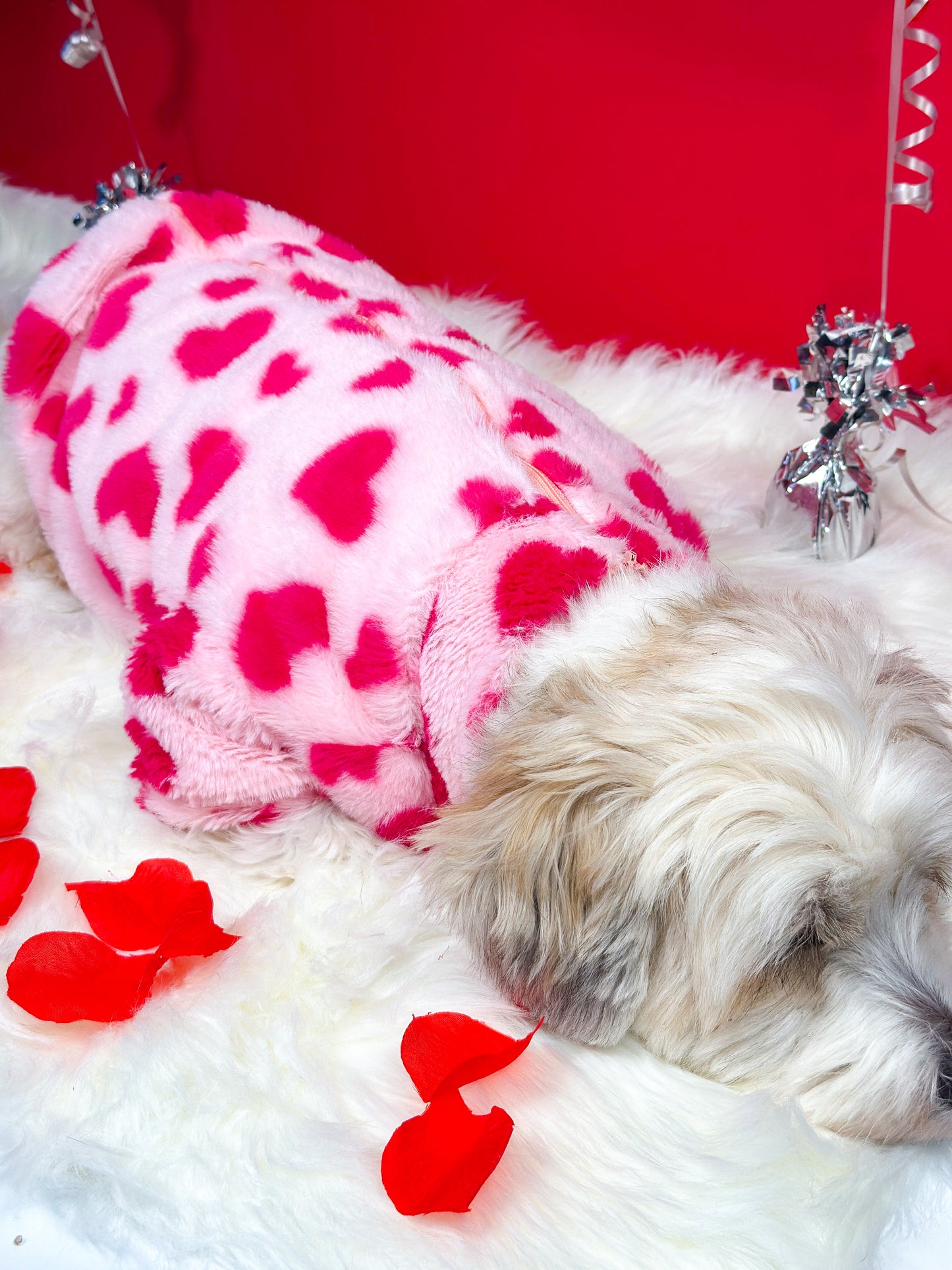 The Love Hearts Fluffy & Fabulous Fleece - Pink